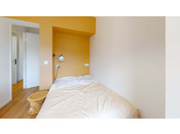 Chambre 2 - MERIDIENNE - Appartements