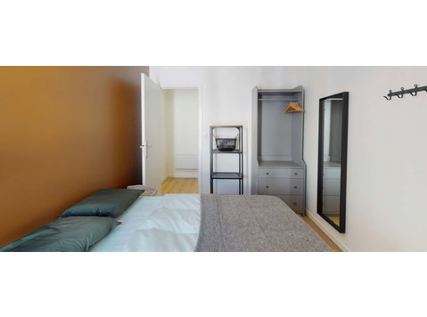 Chambre 2 - SOEUR THEOPHANE - Apartments