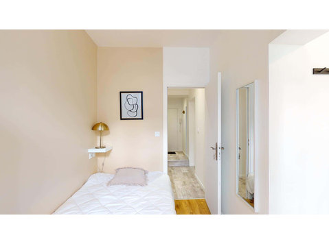 Chambre 3 - FONTENELLE - Apartments