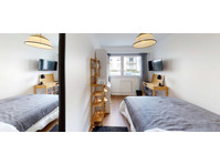 Chambre 3 - LOUIS BLANC - Apartman Daireleri