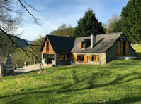Propriété d'exception dans Les Pyrénées - Häuser