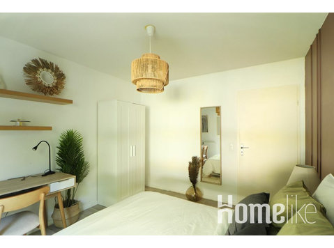 Luminous 12 m² bedroom for rent in coliving in Bègles - B021 - Συγκατοίκηση