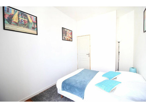 Coliving : Beautifully furnished room - 	
Uthyres