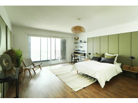 Coliving: Stunning, Carefully Furnished, and High-End Room - Alquiler