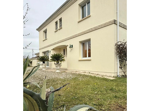 Neat & cozy home - For Rent