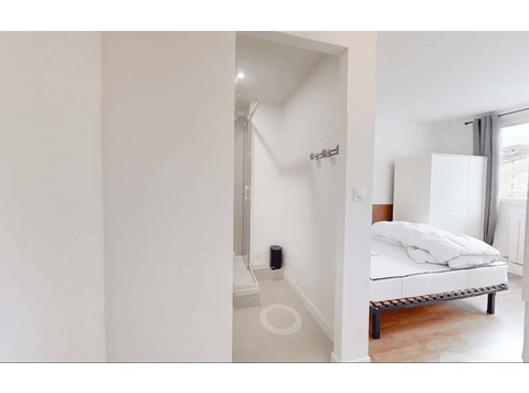 Bordeaux Vaillant - Private Room (1) - شقق
