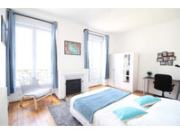 Spacious and bright room  18m² - Apartemen