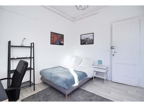 Spacious and cosy room  15m² - Apartamentos