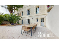 400 m2 coliving house in Montpellier - 19 rooms - Furnished… - Stanze