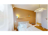 Chambre 1 - ECOLE NORMALE - Appartements