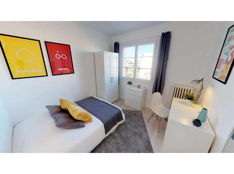 Chambre dans le 49 rue du Faubourg Saint Jaumes - Leiligheter