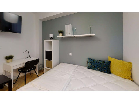 Chambre 1 - MATHALY Y - Appartements