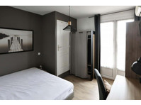 Chambre 3 - FRONTON - Appartements