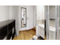 Chambre 3 - SAULES - Appartements