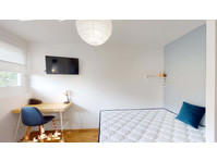 Chambre 4 - ANCELY F - Apartments