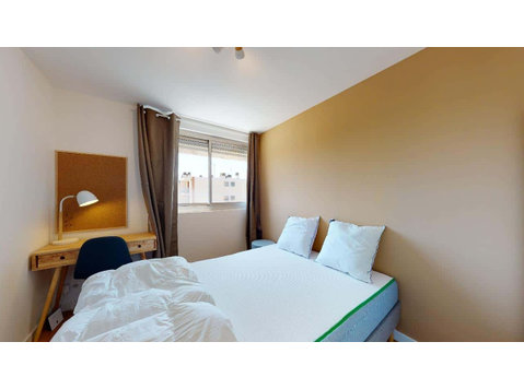 Toulouse Cugnaux - Private Room (1) - Apartments