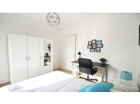 Very luminous room  12m² - Appartementen