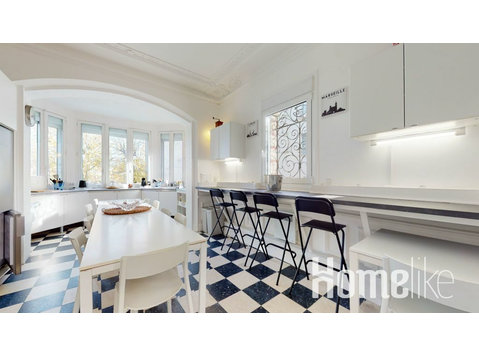 Casa coliving de 480 m2 en Fontainebleau - 25 habitaciones… - Pisos compartidos