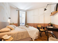 2 bedrooms in Batignolles - For Rent