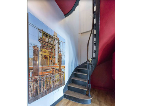 Charming 2-Room Apartment in the Heart of the City - For Rent