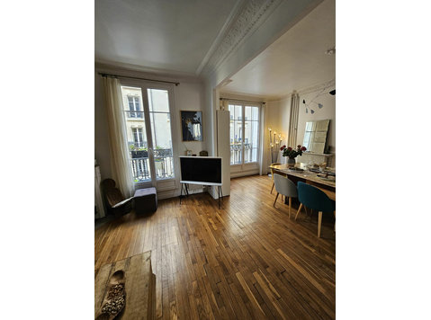 Charming Apartment in Central Paris - Под наем