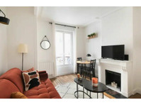Charming, cozy & neat studio in Montmartre - For Rent