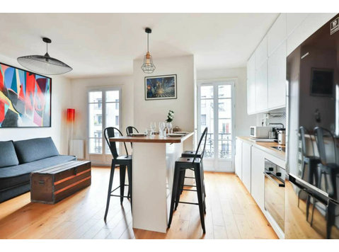 Charming flat in the heart of the 13th arrondissement -… - For Rent