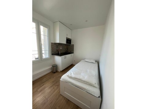 Charming studio close to the Eiffel Tower - For Rent