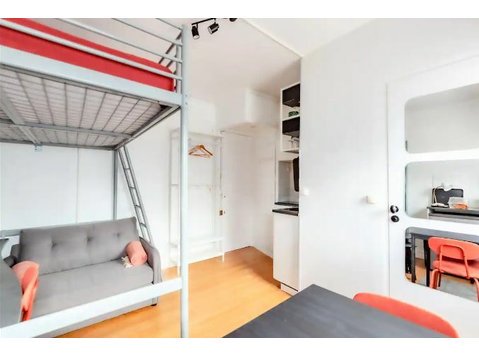 Chic studio - Great location! - For Rent