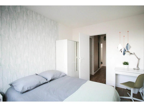 Co-living : 10m² bedroom - For Rent