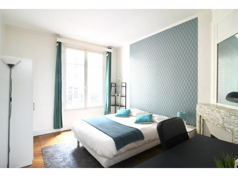 Co-living : 12m² room in 16 arr. - For Rent