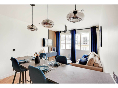 Cozy 1-Bedroom Apartment in Paris' 17th Arrondissement with… - Te Huur