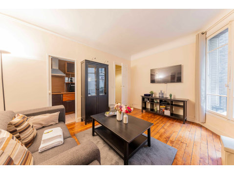 Fantastic & fashionable apartement conveniently located in… - Zu Vermieten