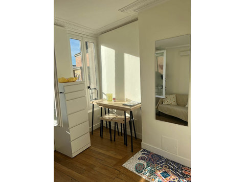 Flat in Heart of Montmartre with Eiffel Tower View - For Rent
