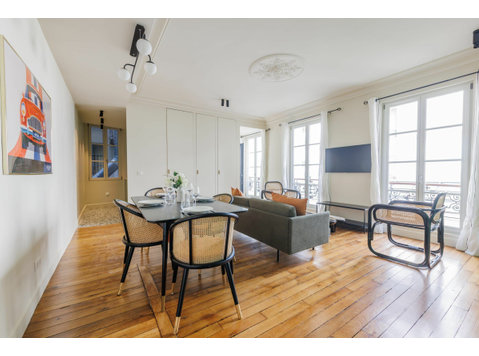 Gorgeous 60m² 1st Floor Apartment:  Modern Comfort and… - Annan üürile