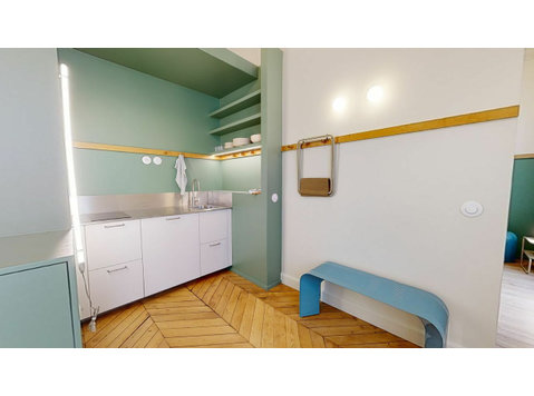Modern 1-Bedroom Flat in Central Location - Gym, Coworking,… - Aluguel
