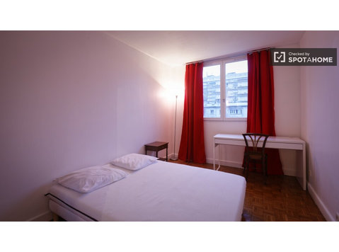 Neue 4-Bett-Wohnung zu vermieten im 18. Arrondissement,… - Zu Vermieten