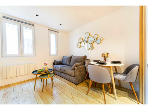 Parisian Charm and Comfort: Your Dream 30m² Apartment in… - For Rent