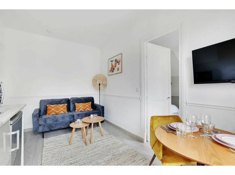 Quiet apartment in vibrant neighbourhood - За издавање