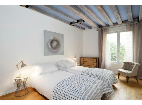 Rental Furnished flat - 3 rooms - 85m² - Marais - Bastille - เพื่อให้เช่า
