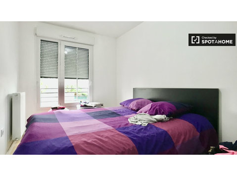 Zimmer zu vermieten in 3-Zimmer-Wohnung in Saint-Gratien,… - Zu Vermieten