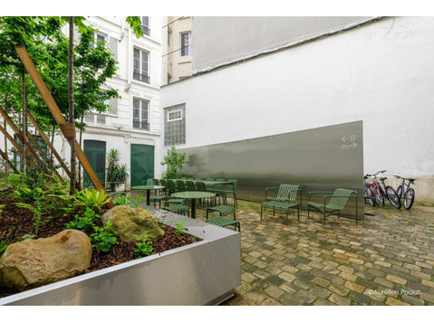 Studio with Sofa bed in the heart of Paris with gym,… - Aluguel