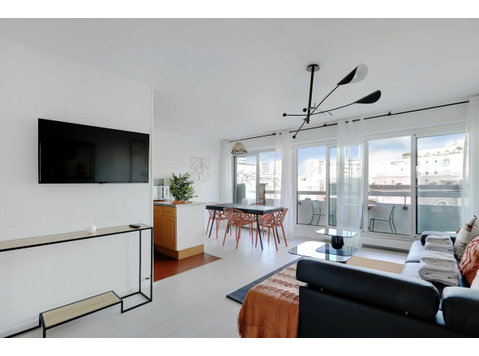 Superb flat on Avenue de Flandre in a modern building,… - For Rent