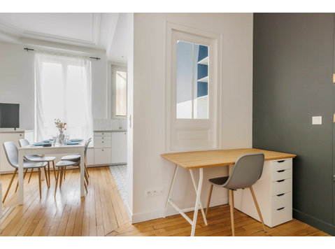Urban Comfort Oasis: Stylish 43m² Apartment with Modern… - K pronájmu