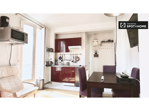 Apartamento de 1 quarto para alugar no 10º arrondissement,… - Apartamentos