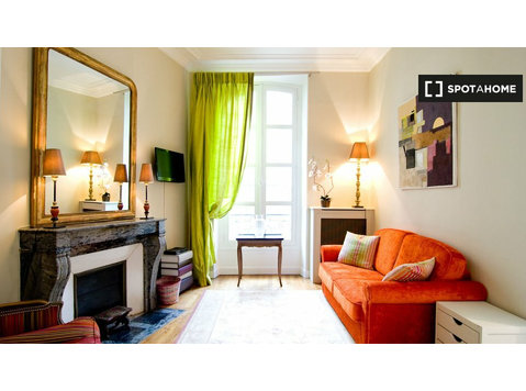 1ème Arrondissement, Paris, 1 + 1 kiralık daire - Apartman Daireleri