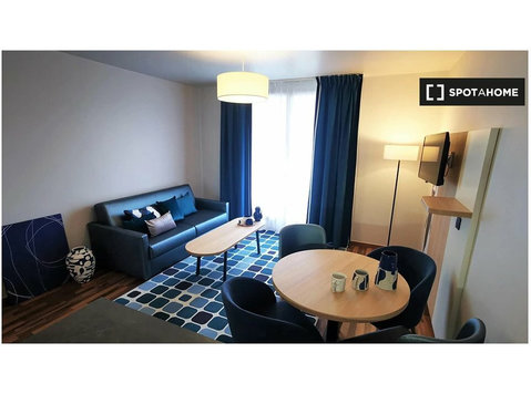 1-bedroom apartment for rent in Asnières - Apartments