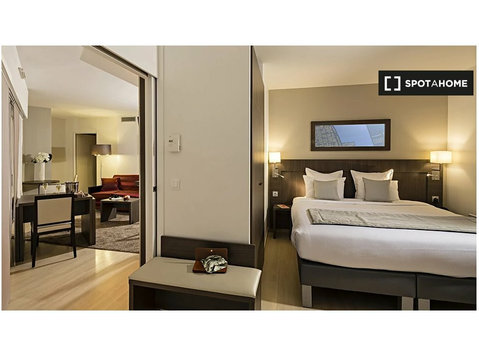Appartamento con 1 camera da letto in affitto a Courbevoie - Appartamenti