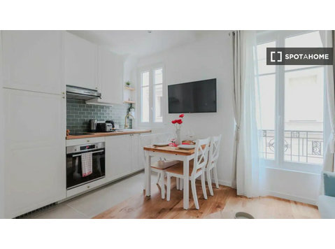 1 odalı kiralık daire Gros-Caillou, Paris - Apartman Daireleri