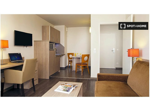 Appartamento con 1 camera da letto in affitto a Guyancourt - Appartamenti